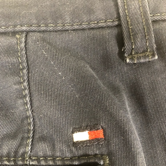 Tommy Hilfiger classic fit navy pant 34 x 32 - Picture 3 of 6